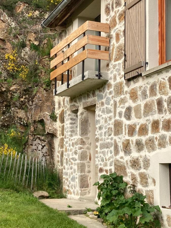 Moulin Des Comtes - Chambre Les Rochers Viverols Esterno foto