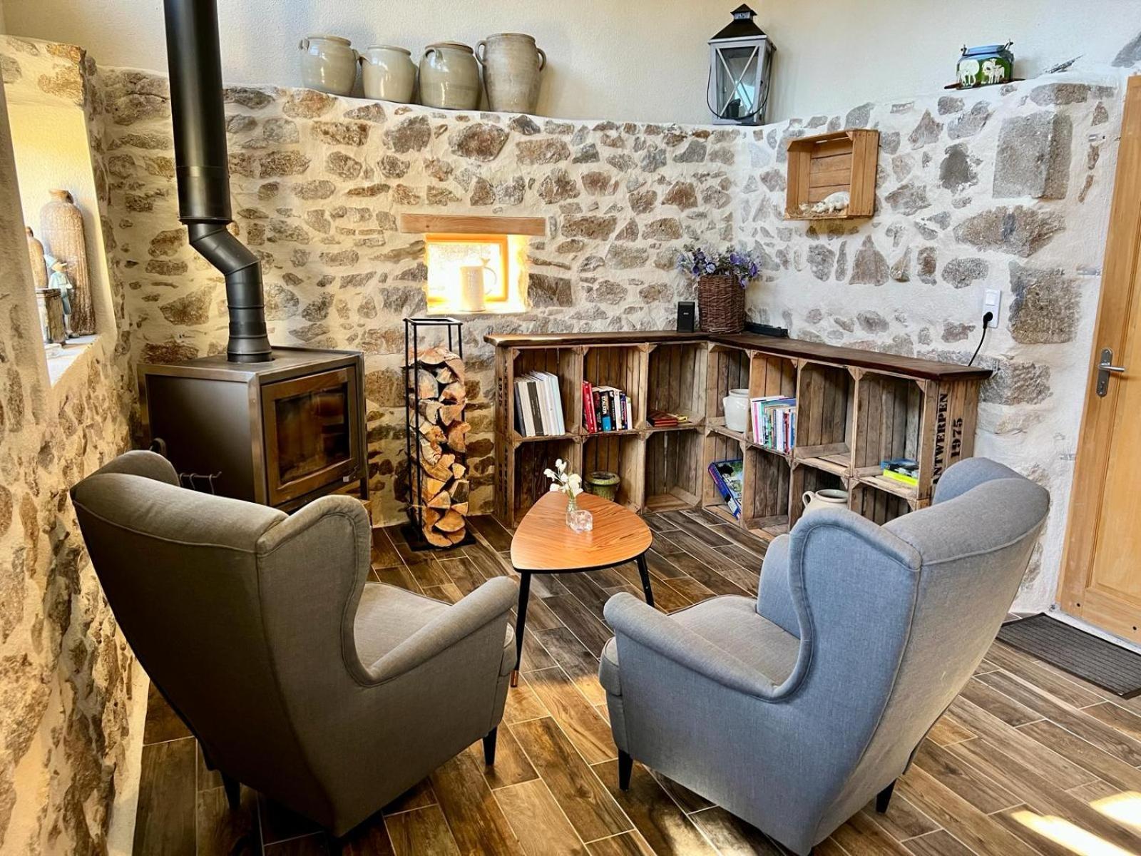 Moulin Des Comtes - Chambre Les Rochers Viverols Esterno foto